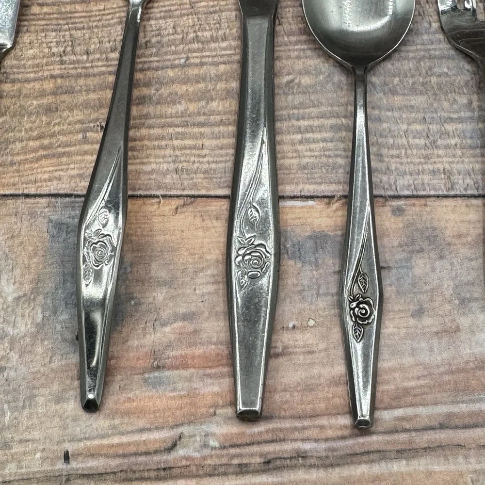 Creative Manor fork etc out